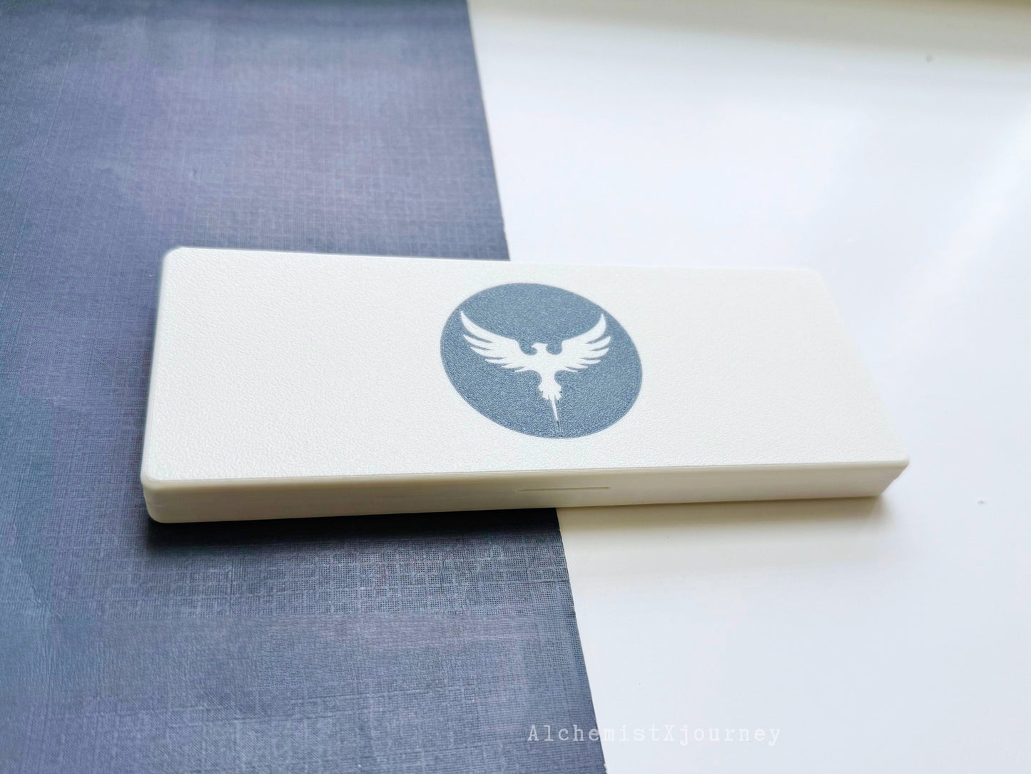 18 Full Pan Watercolor Palette AX19, Glazed Ceramic, Magnetic Base, Plein Air, Portable