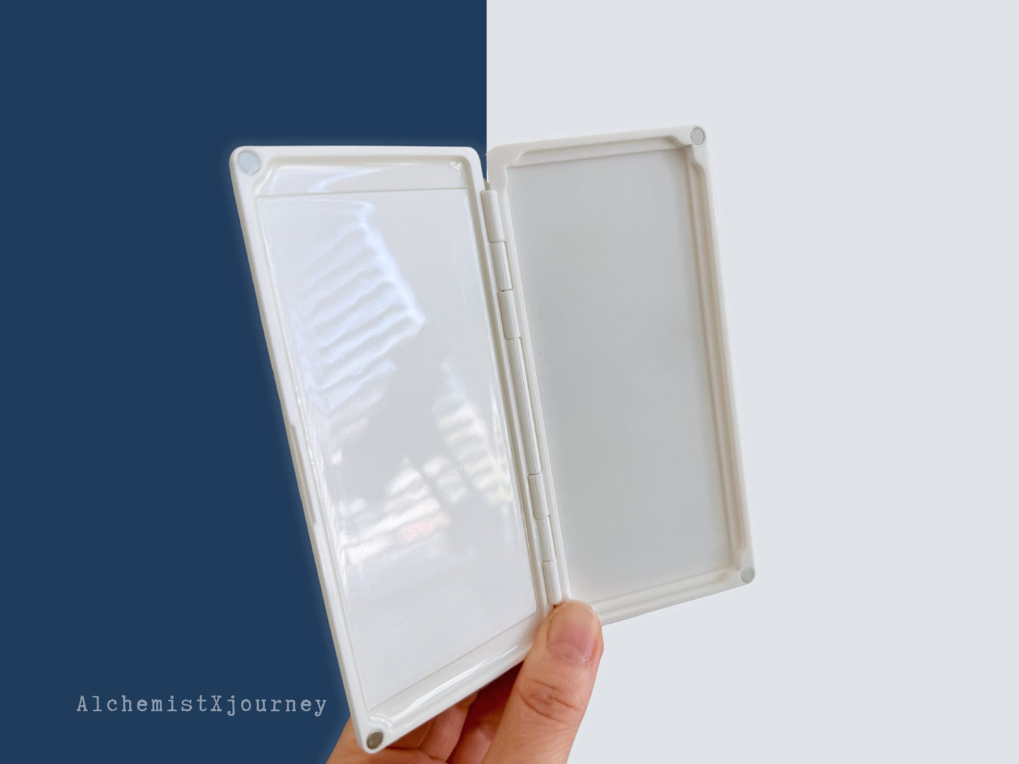 Air Palette AX34: Ultra Slim Watercolor Palette, 1.1cm Thick, Glazed Ceramic