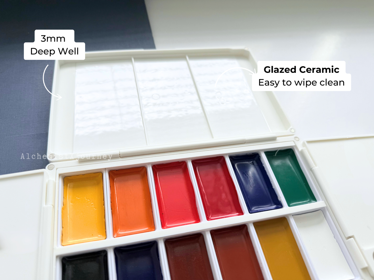 Kuretake 12 Pan Palette AX13, Deep Well, Glazed Ceramic, Removable Modular Grid