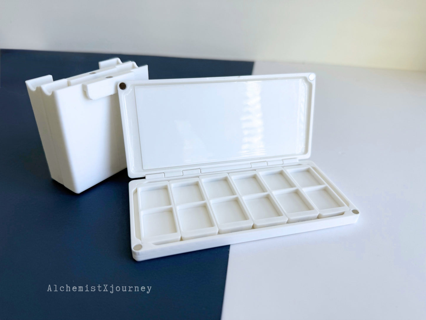 Air Palette AX34: Ultra Slim Watercolor Palette, 1.1cm Thick, Glazed Ceramic