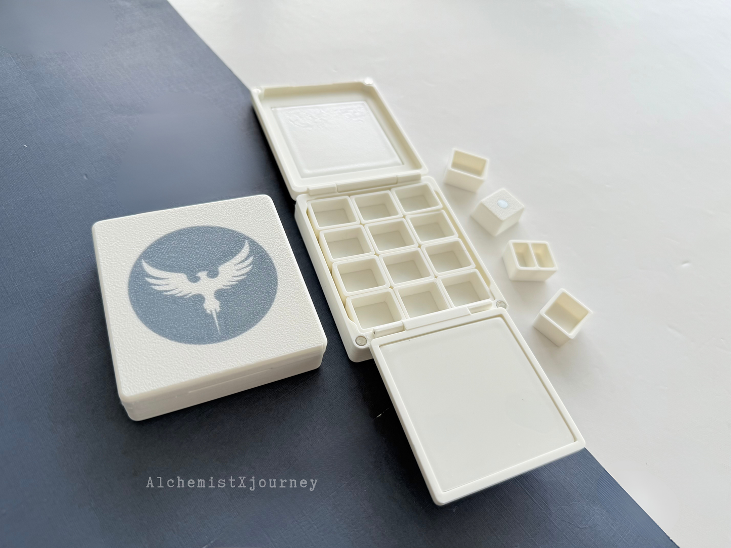 12 Half Pan Watercolor Palette AX29, Glazed Ceramic, Magnetic Base, Plein Air