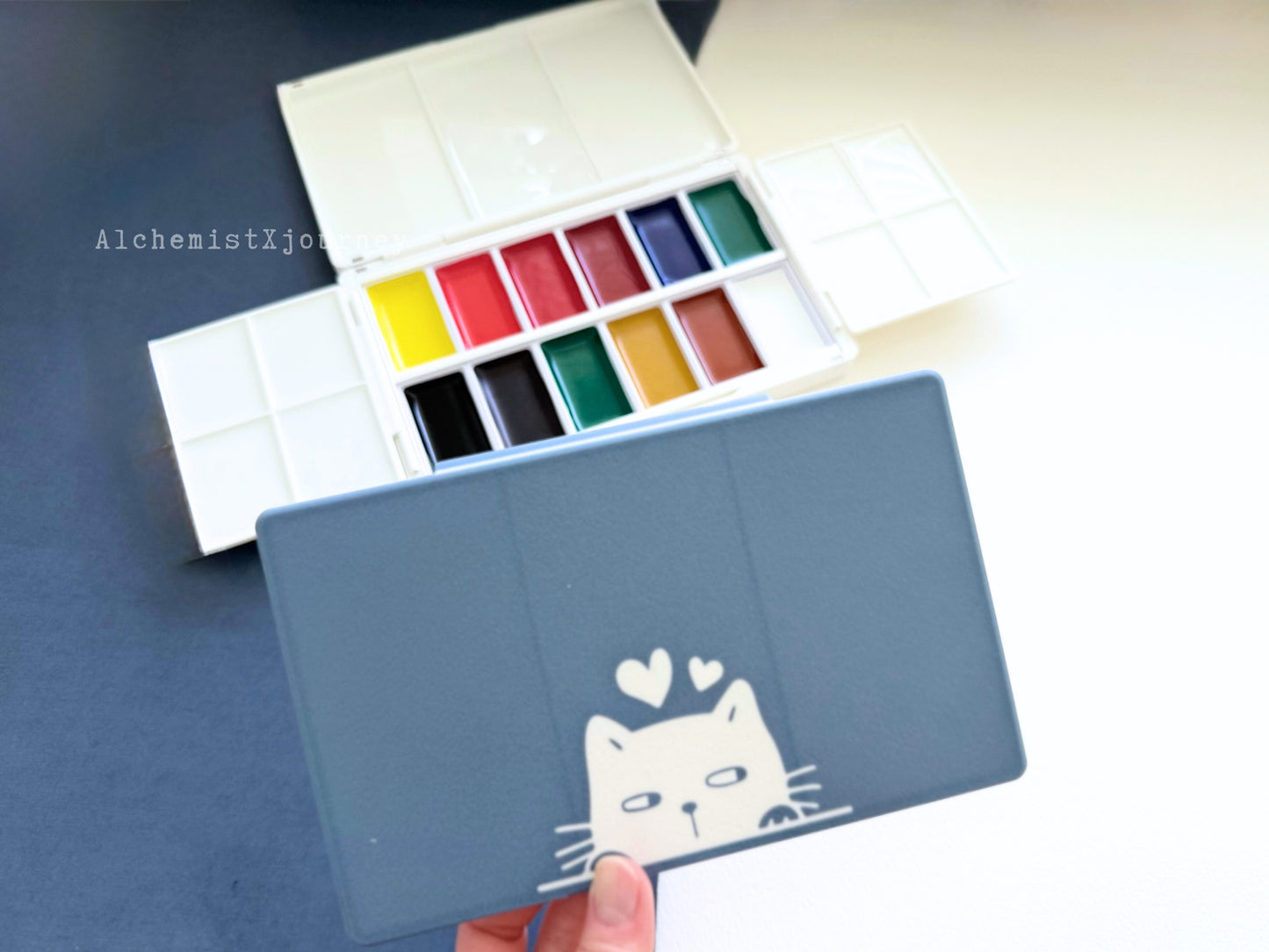 Kuretake 12 Pan Palette AX13, Deep Well, Glazed Ceramic, Removable Modular Grid