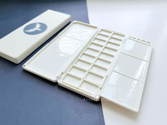 18 Slim Full Pan Watercolor Palette AX20, Glazed Ceramic, Magnetic Base, Brush Holder, Plein Air, Compact